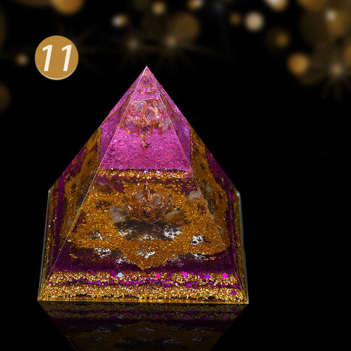 Pirámide de orgón con forma de árbol de cobre y cristal natural de Olivenorma