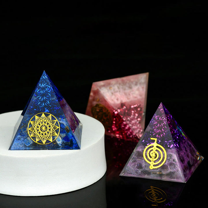 Pirámide de energía orgónica de piedra cruda de cristal de 5 cm de Olivenorma