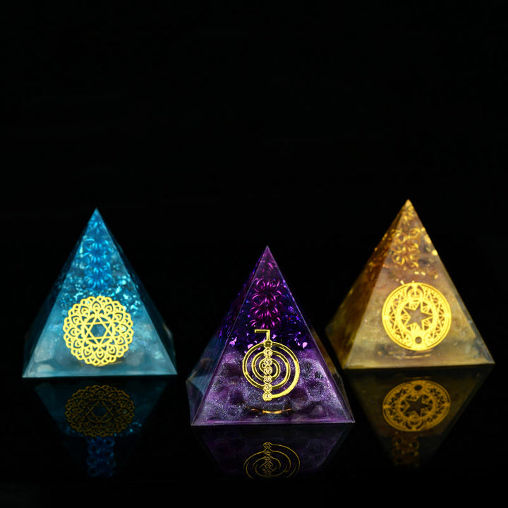 Pirámide de energía orgónica de piedra cruda de cristal de 5 cm de Olivenorma