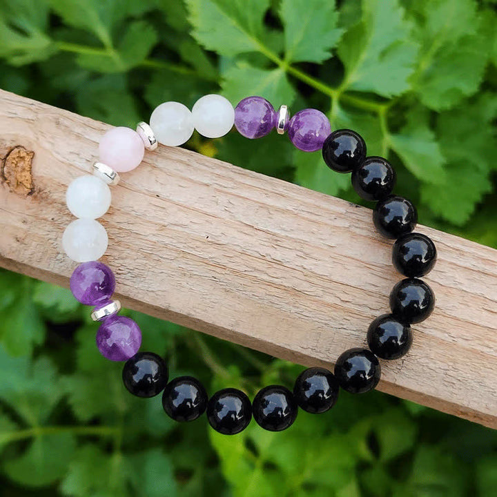 Pulsera antiansiedad con cuentas de amatista y ónix negro de Olivenorma 