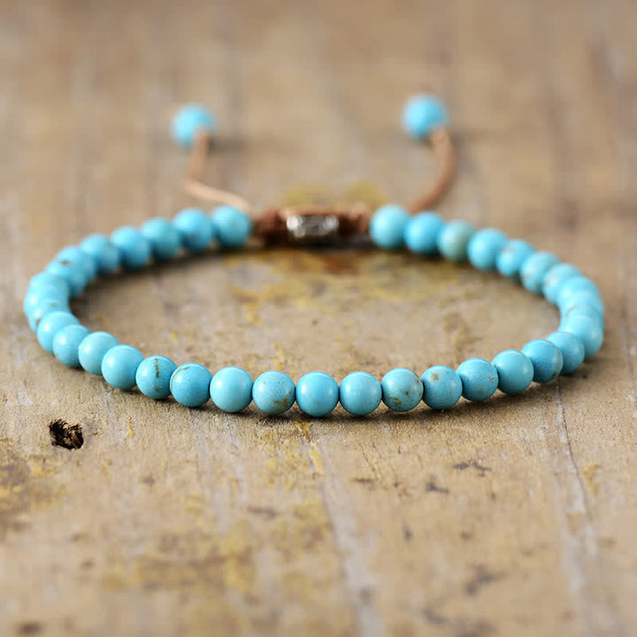 Pulsera trenzada ajustable con cuentas de piedra natural de Olivenorma 