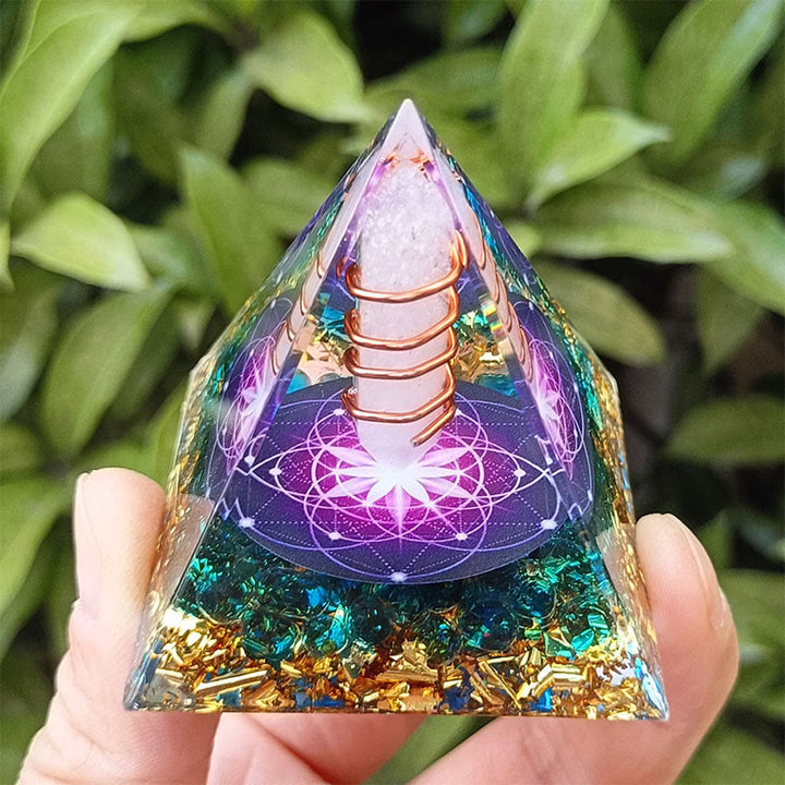 Olivenorma "La luz de la vida" - Pirámide de orgón de cristal blanco y esmalte azul