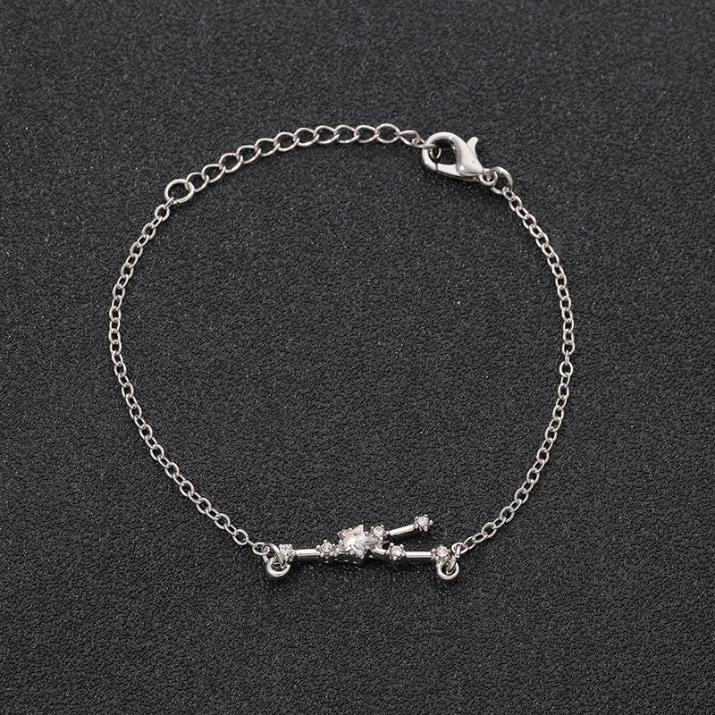 Pulsera de joyería astrológica con doce constelaciones del zodiaco de Olivenorma 