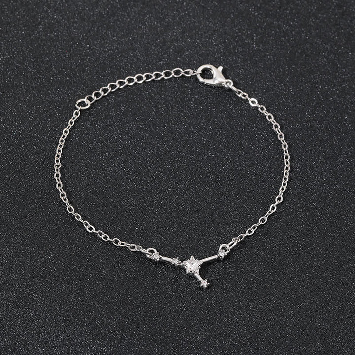 Pulsera de joyería astrológica con doce constelaciones del zodiaco de Olivenorma 