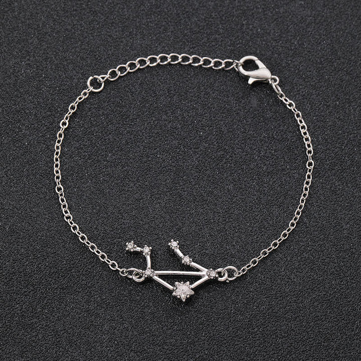 Pulsera de joyería astrológica con doce constelaciones del zodiaco de Olivenorma 