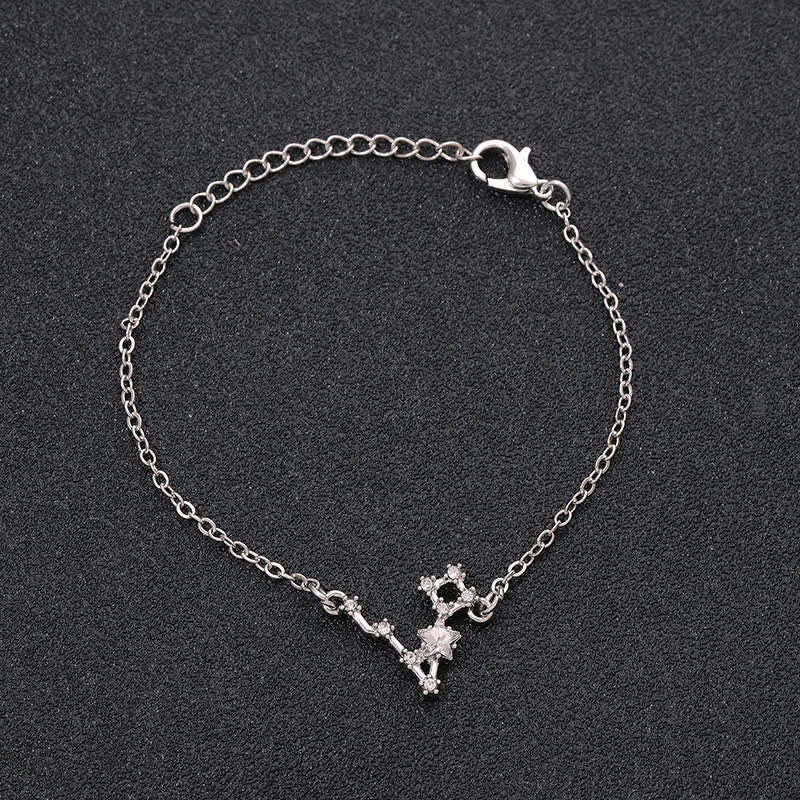 Pulsera de joyería astrológica con doce constelaciones del zodiaco de Olivenorma 