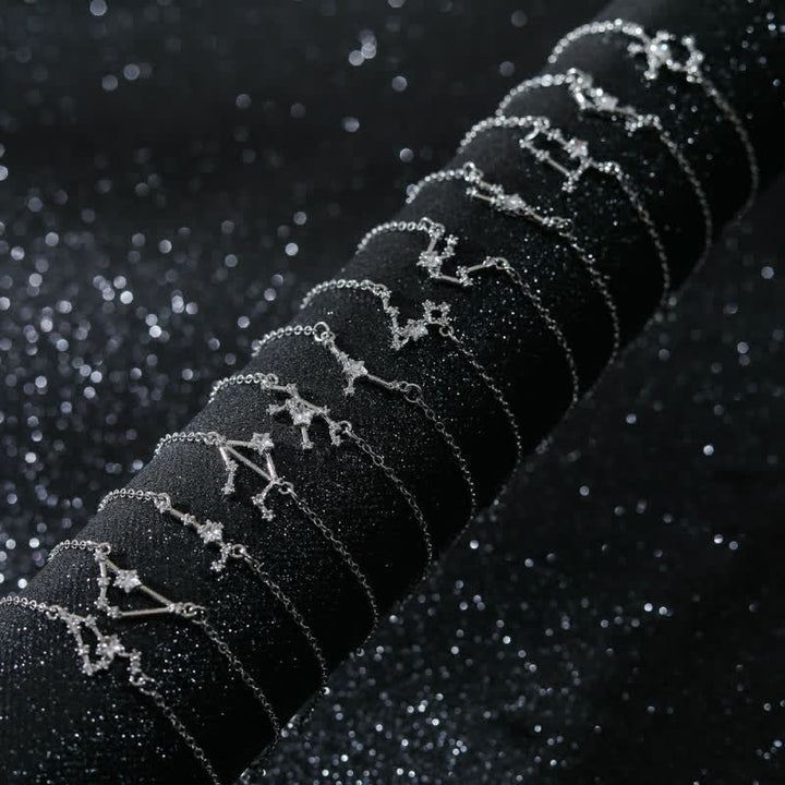 Pulsera de joyería astrológica con doce constelaciones del zodiaco de Olivenorma 