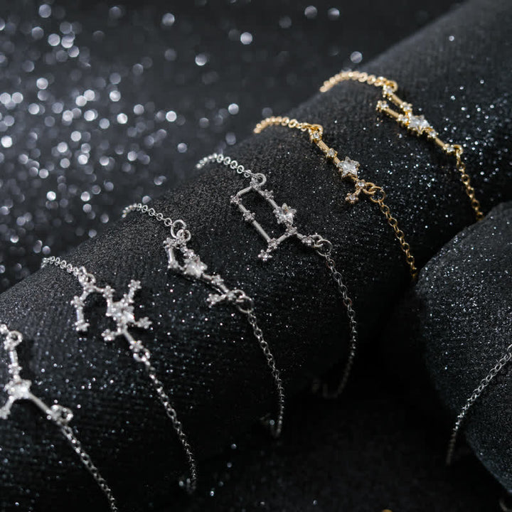 Pulsera de joyería astrológica con doce constelaciones del zodiaco de Olivenorma 