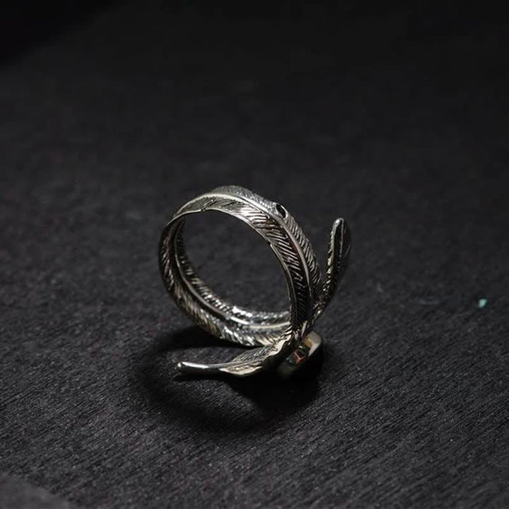 Anillo de plumas ajustable de ónix negro estilo hip hop de Olivenorma