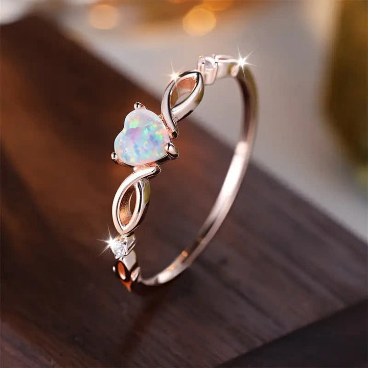 Anillo de compromiso con corazón de ópalo "Eternity Unlimited" de Olivenorma