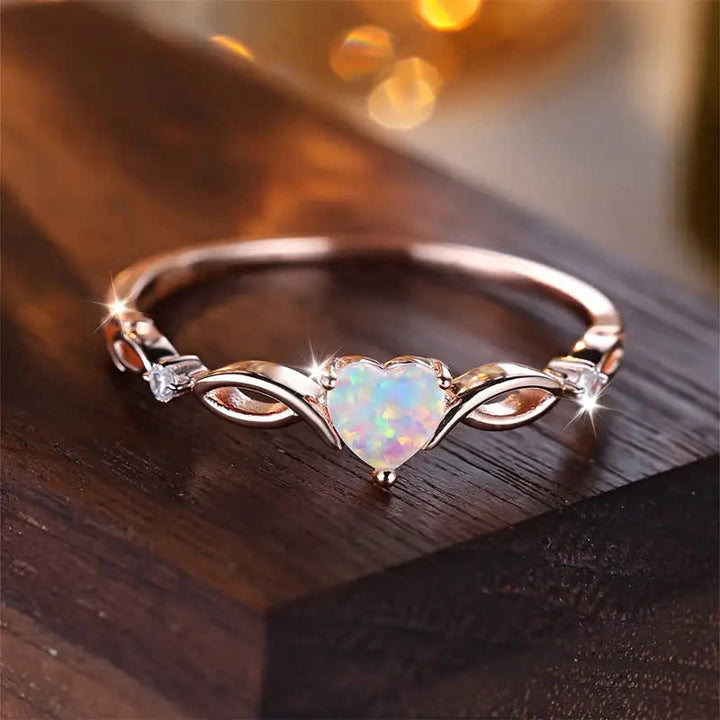 Anillo de compromiso con corazón de ópalo "Eternity Unlimited" de Olivenorma