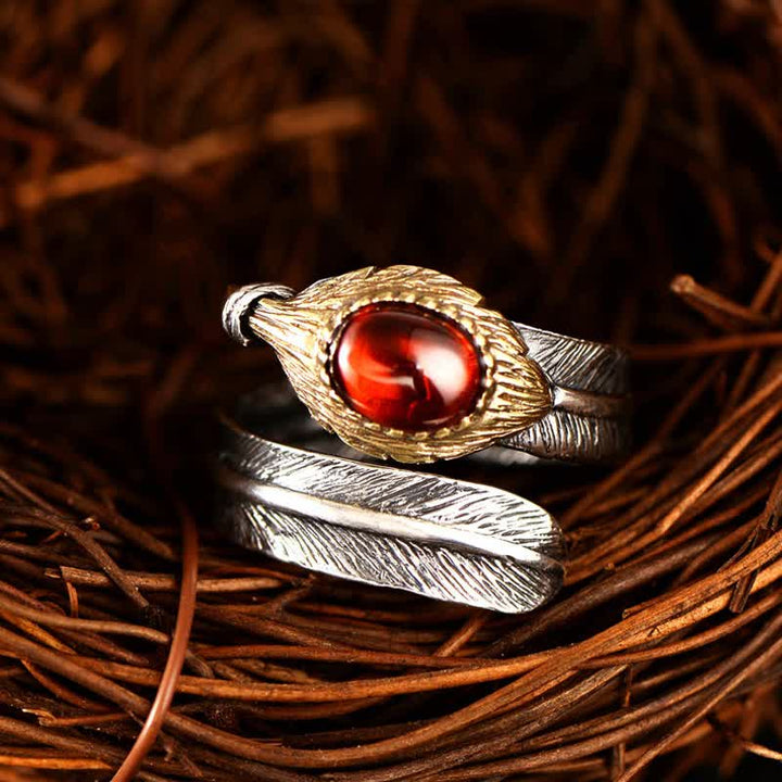 Anillo abierto con forma de pluma curvada en plata S925 de Olivenorma