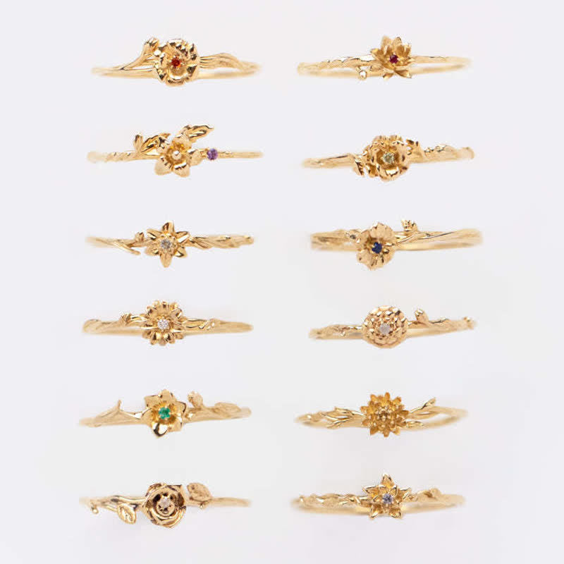 Anillo de oro con flor de nacimiento y delicado diseño de Olivenorma