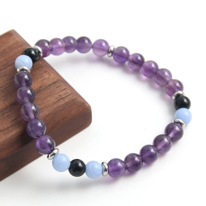 Pulsera de cuentas de calcedonia azul y amatista de Olivenorma