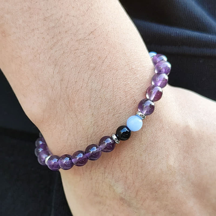 Pulsera de cuentas de calcedonia azul y amatista de Olivenorma