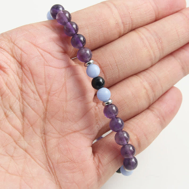 Pulsera de cuentas de calcedonia azul y amatista de Olivenorma