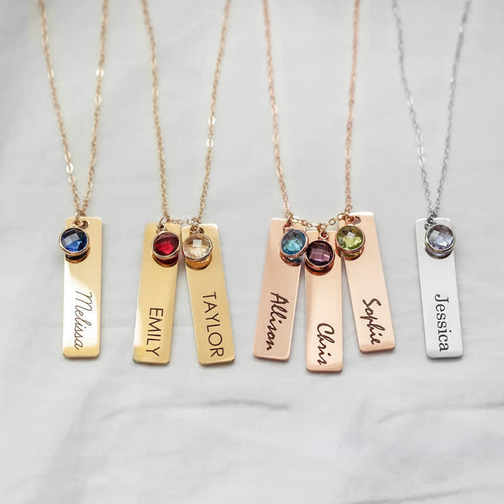 Collar con nombre y flor de nacimiento personalizados de Olivenorma