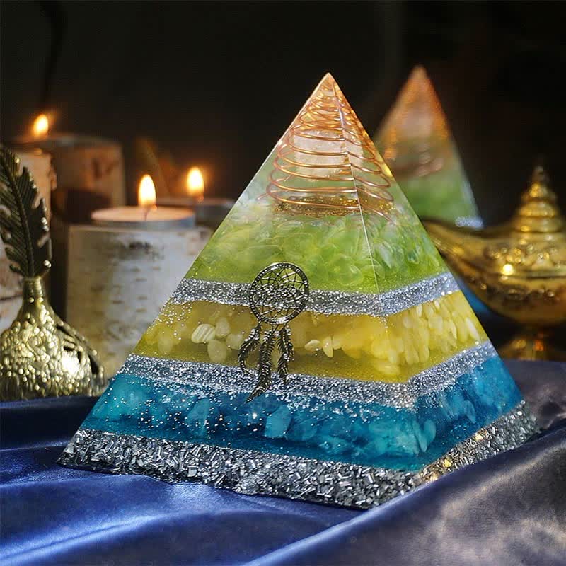 Pirámide de orgón de piedra natural "Sueños curativos" de Olivenorma