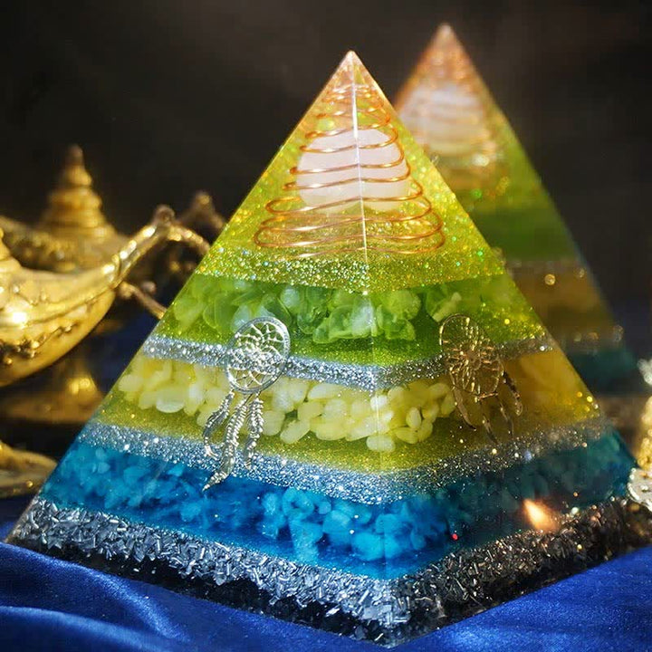 Pirámide de orgón de piedra natural "Sueños curativos" de Olivenorma