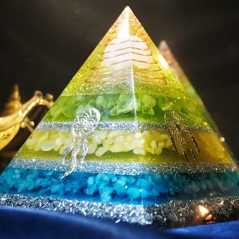 Pirámide de orgón de piedra natural "Sueños curativos" de Olivenorma