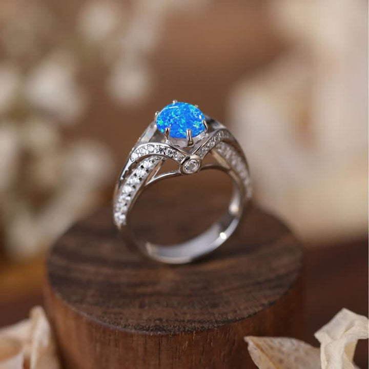 Anillo de lujo con ópalo azul natural de Olivenorma