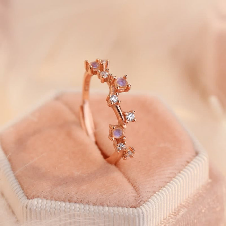 Anillo de síntesis planetaria de piedra lunar natural Olivenorma