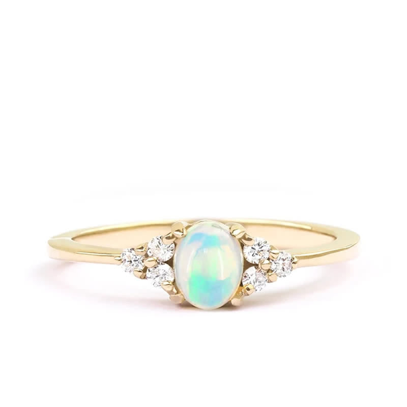 Anillo de ópalo blanco y circonita ovalada simple de Olivenorma