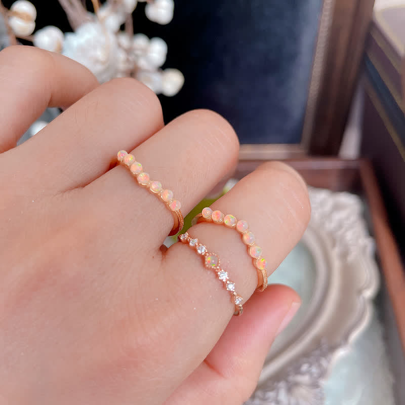 Anillo de doble capa con corona ondulada de ópalo natural de Olivenorma