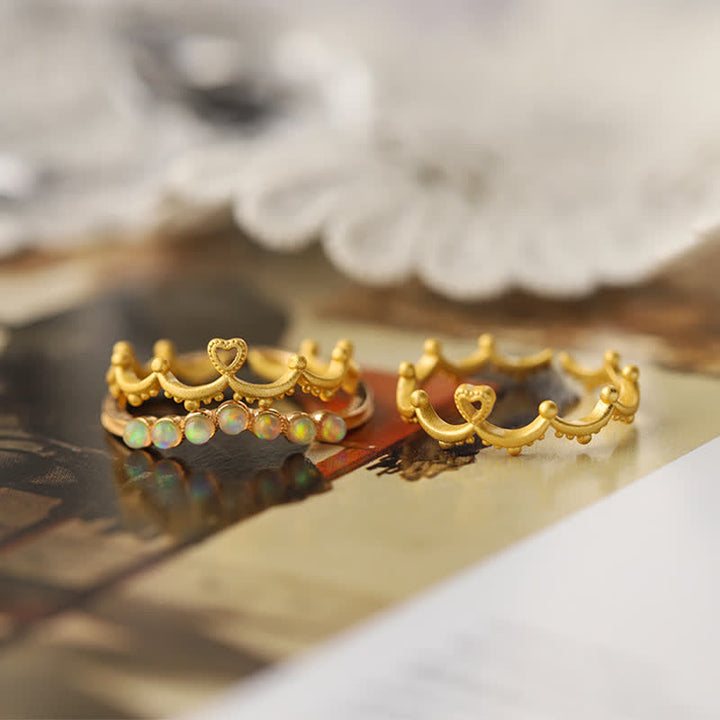Anillo de doble capa con corona ondulada de ópalo natural de Olivenorma