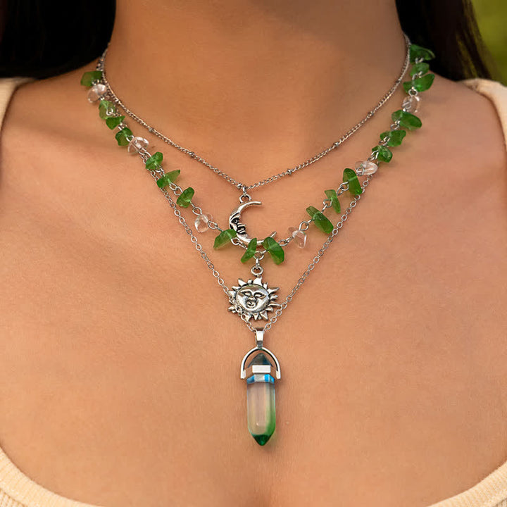 Collar con forma de sol y árbol de la vida con cuentas de grava étnicas de Olivenorma