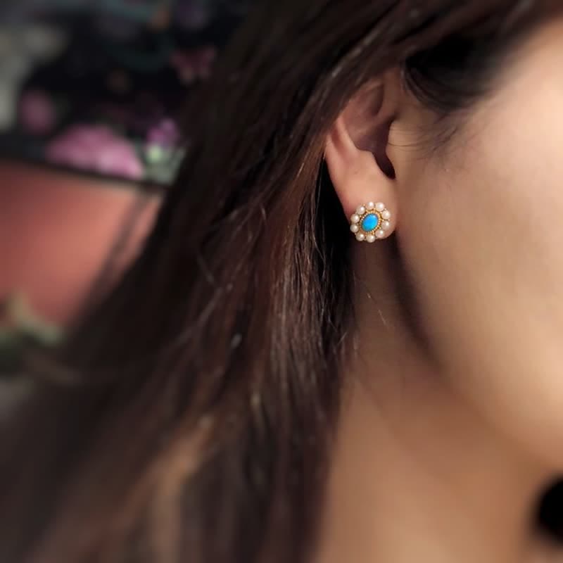 Conjunto de joyas con colgante de girasol y perla de agua dulce con ópalo azul de Olivenorma