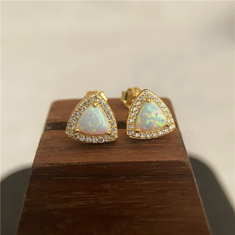 Pendientes de ópalo en forma de triángulo de plata 925 de Olivenorma