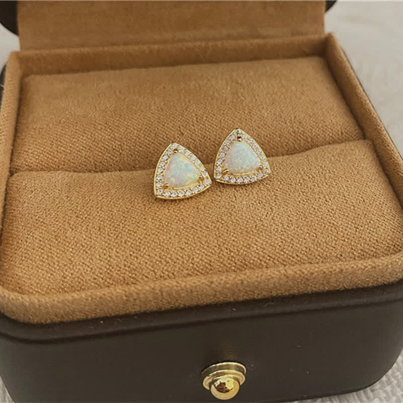 Pendientes de ópalo en forma de triángulo de plata 925 de Olivenorma