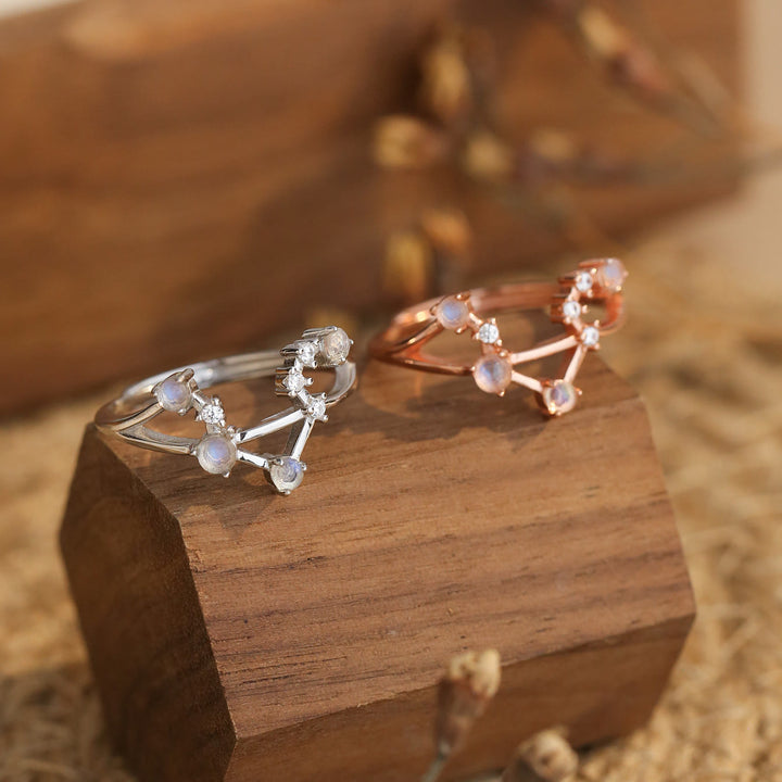 Anillo con símbolo del zodiaco de piedra lunar natural de Olivenorma
