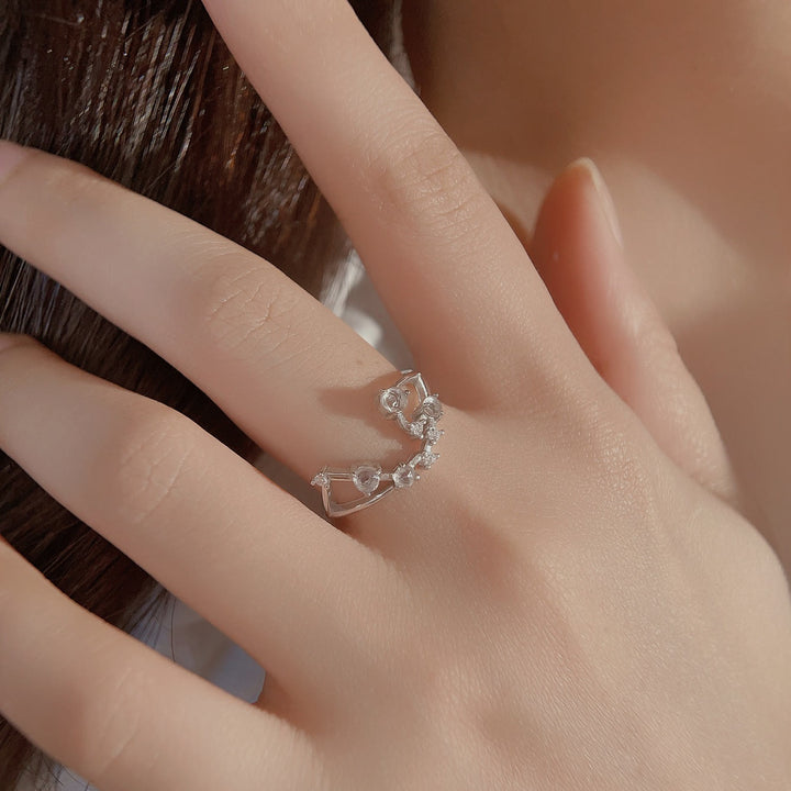 Anillo con símbolo del zodiaco de piedra lunar natural de Olivenorma