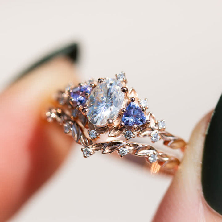 Juego de anillos de 2 piezas con enredadera de rosas y amatista "Ethereal Blossom" de Olivenorma
