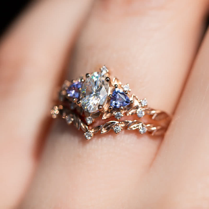 Juego de anillos de 2 piezas con enredadera de rosas y amatista "Ethereal Blossom" de Olivenorma