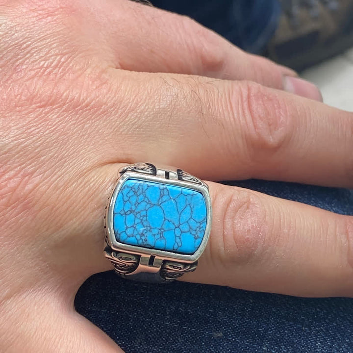 Anillo de plata hecho a mano para hombre con piedra turquesa natural de Olivenorma