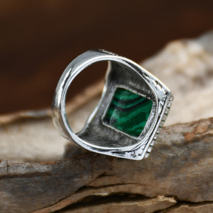 Anillo de plata antigua para hombre con malaquita cuadrada de Olivenorma