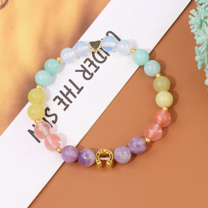 Pulsera de cuentas con accesorio de herradura de metal y piedra natural de Olivenorma 