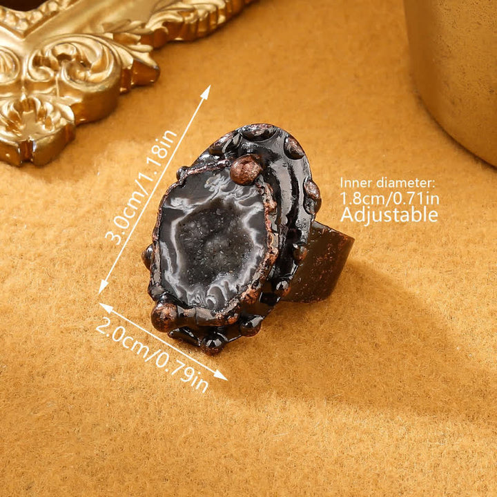 Anillo ajustable de geoda de ágata natural al azar de Olivenorma