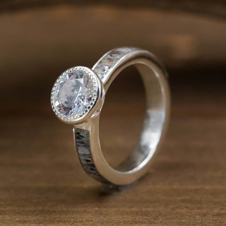 Anillo triple de circonitas blancas y turquesas bohemias de Olivenorma