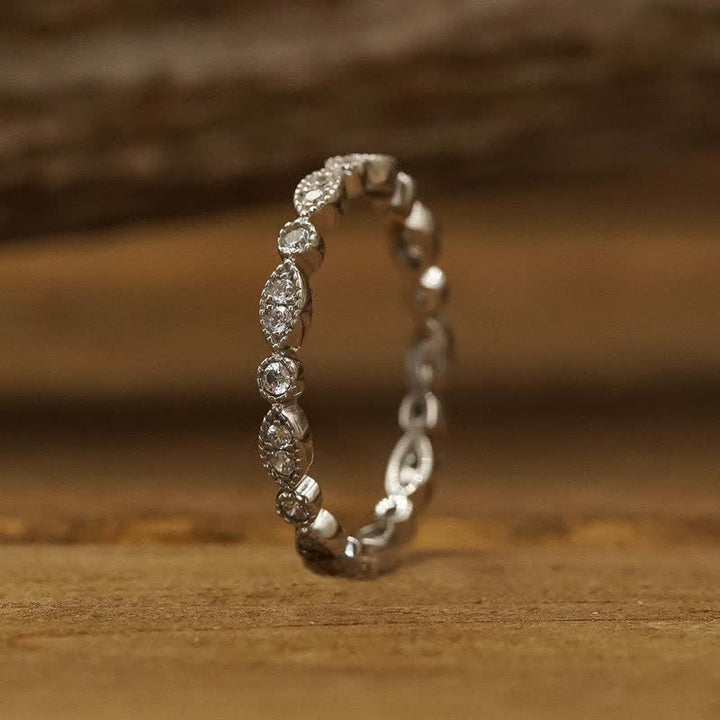 Anillo triple de circonitas blancas y turquesas bohemias de Olivenorma