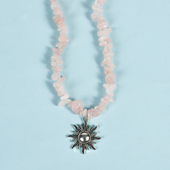 Collar con colgante de perlas de sol y luna con cuentas de grava natural de Olivenorma