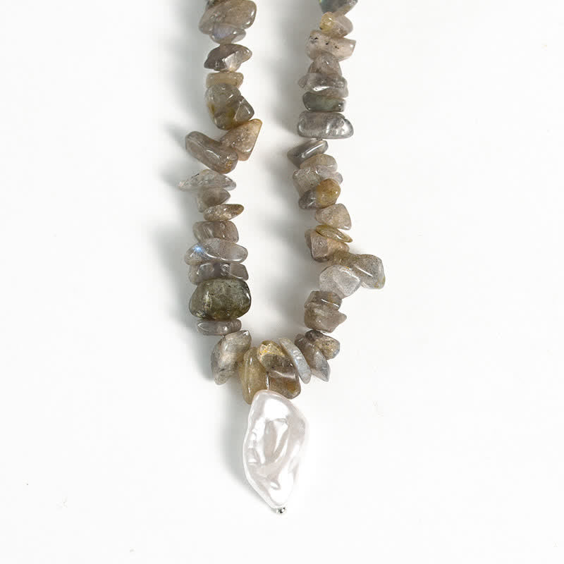 Collar con colgante de perlas de sol y luna con cuentas de grava natural de Olivenorma