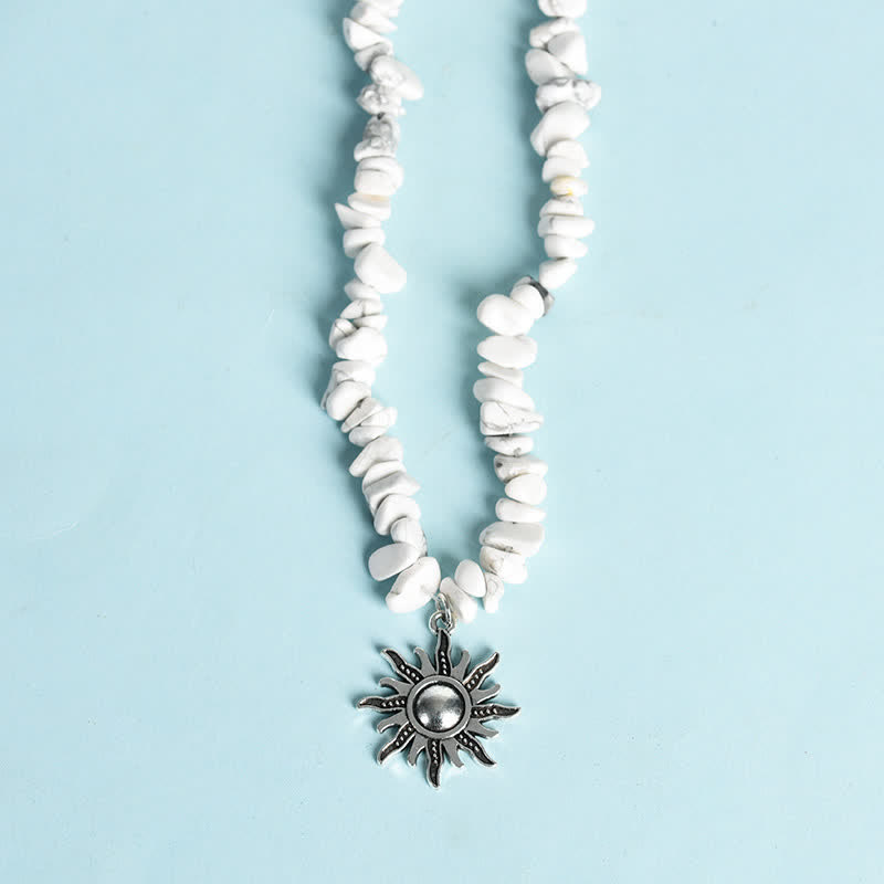 Collar con colgante de perlas de sol y luna con cuentas de grava natural de Olivenorma