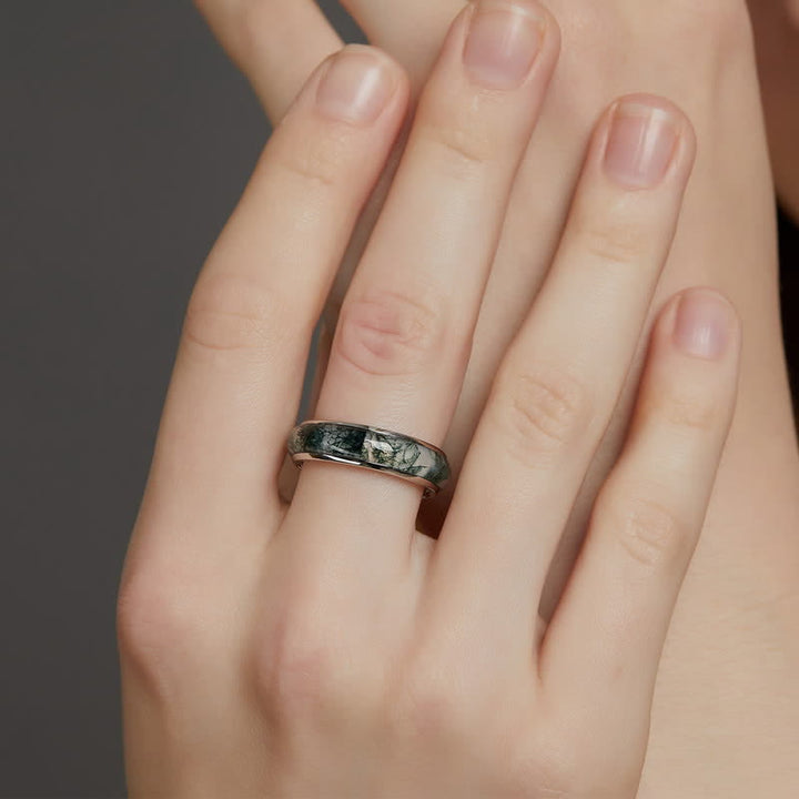 Anillo de ágata musgosa de forma sencilla de Olivenorma