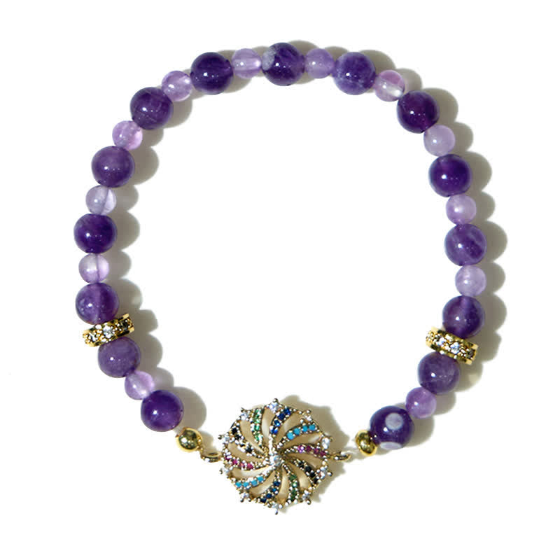 Pulsera con colgante de molino de viento de metal con circonitas de colores y cuentas de amatista de Olivenorma 