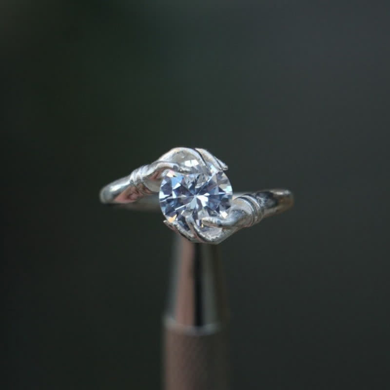 Olivenorma "El Secreto del Cosmos" - Anillo de piedras preciosas de cristal