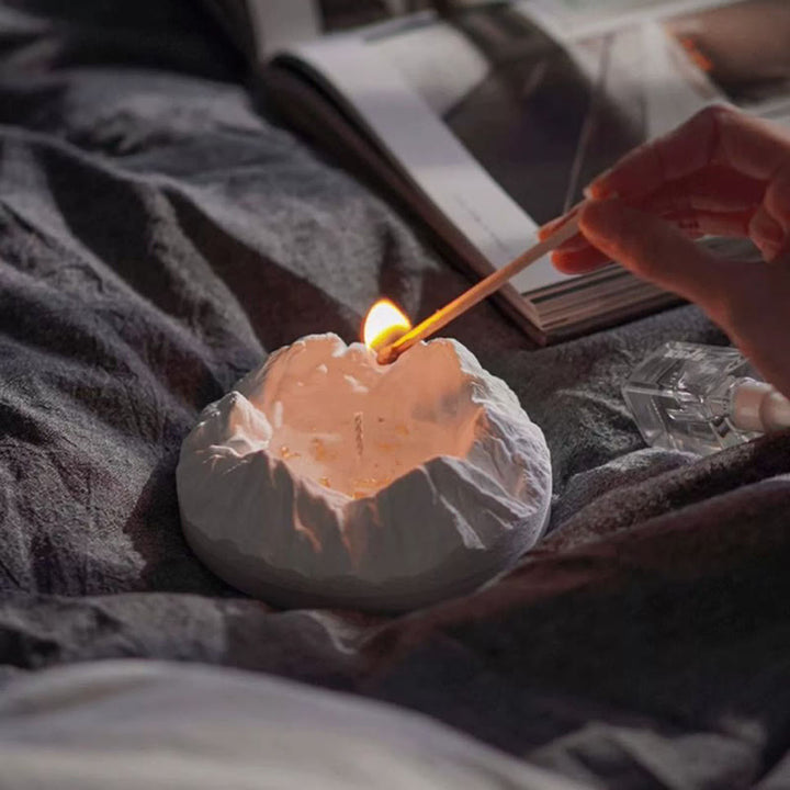 Vela de aromaterapia con cristales curativos en forma de montaña de Olivenorma